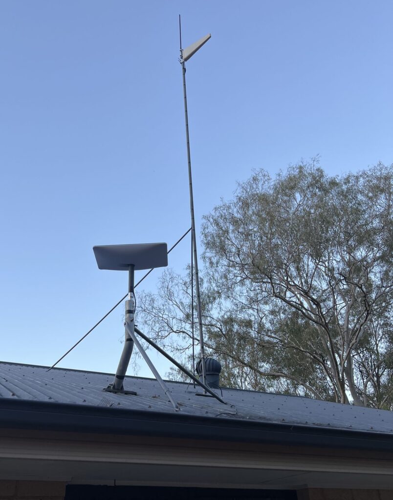 Starlink and 4G Mobil antenna Ipswich Antenna & Communication Services